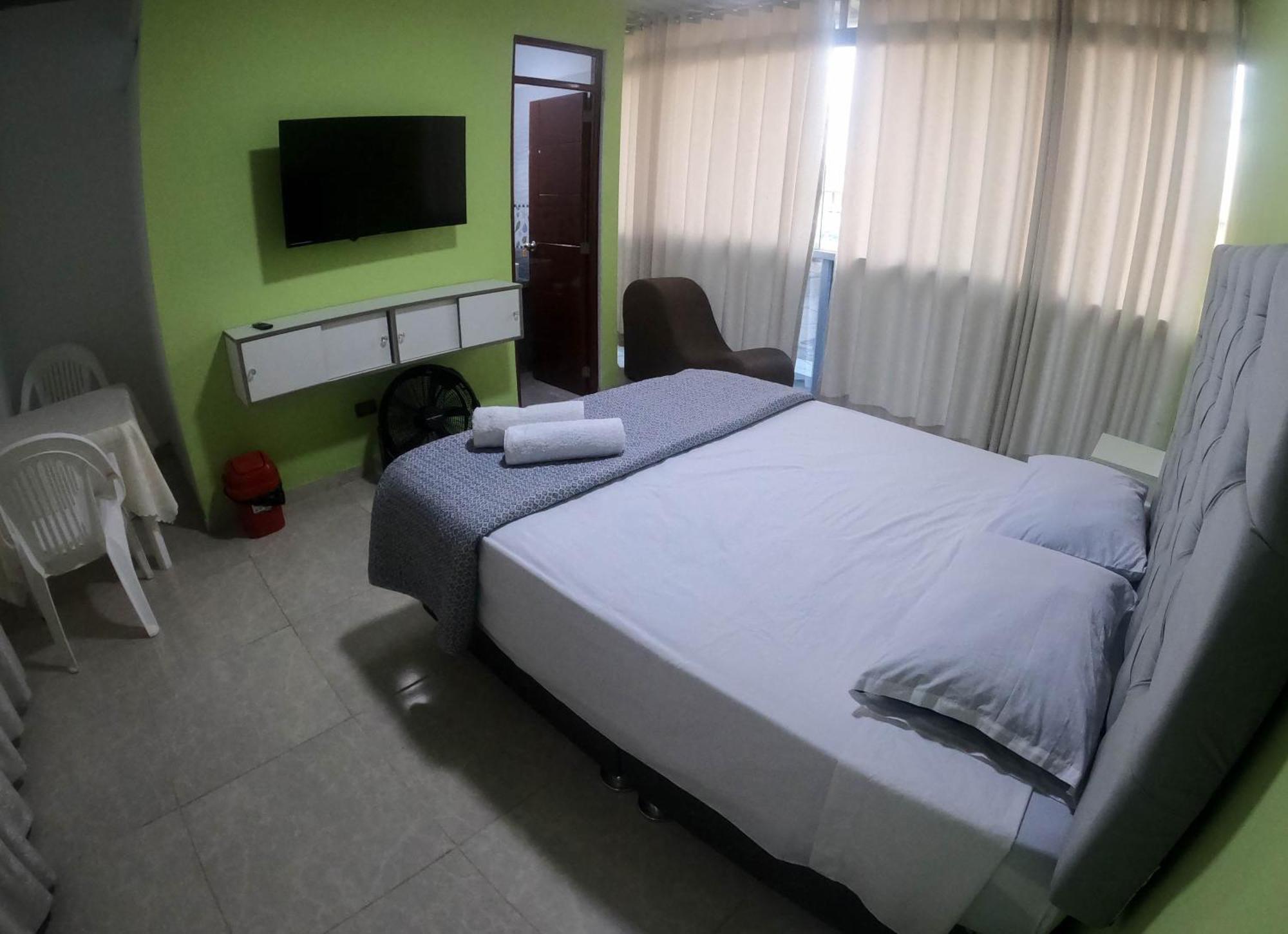Hotel Hospedaje Rocio Del Mar Cerro Azul Esterno foto